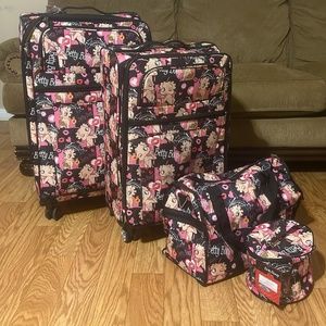 Betty boop 4 piece luggage set